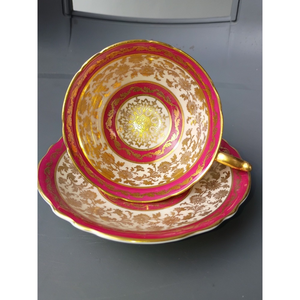 PARAGON Teacup And Saucer Set Magenta, Gold Floral Motif Queen Mary A641 England